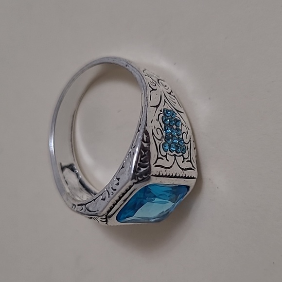 RING #167 - Picture 4 of 4